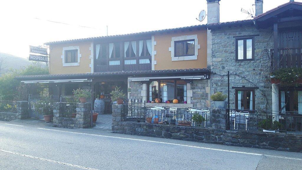 Hostal Casa Lucas Los Tojos エクステリア 写真